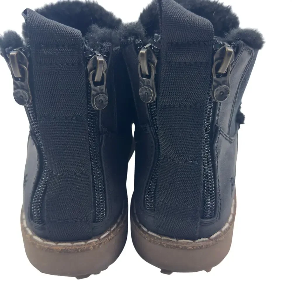 Blowfish Chillin Shr Black Faur Fur Comfortable Chelsea Boots Women's Size 6.5